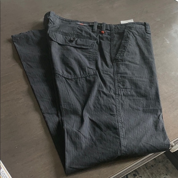 Hugo Boss black pants with thin stripe - Picture 1 of 9